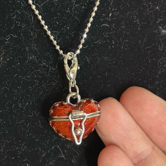 Silver Tone Red/Orange Enamel Heart Locket Storage Clip On Charm Necklace 15” - Picture 1 of 5